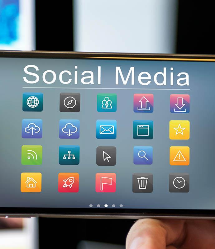 Social media in fashion: trends, brands and the industry